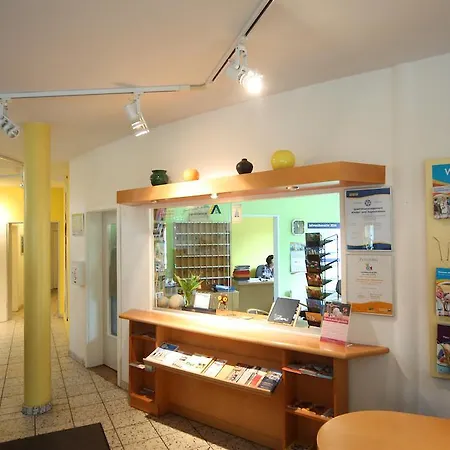Hostel Djh *